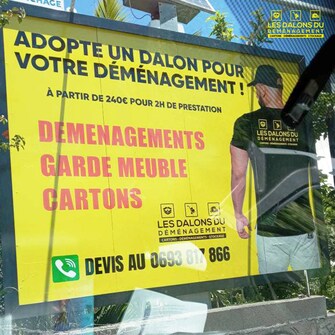 panneau publicitaire